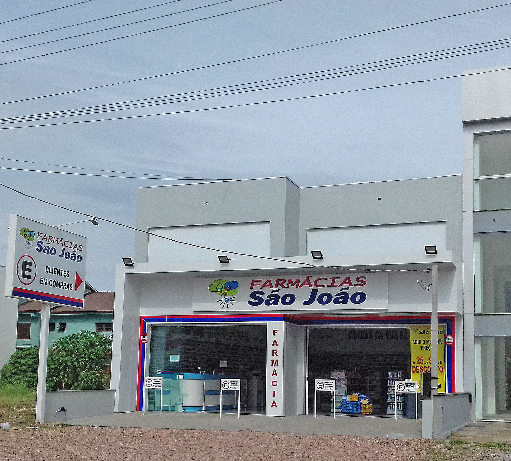 Farmácias São João
